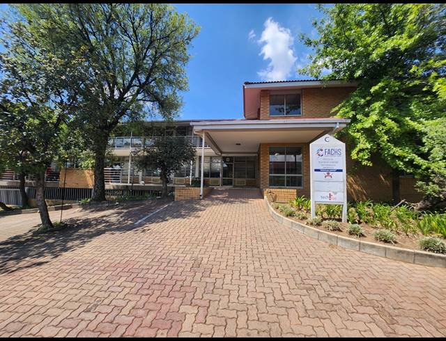 96M² OFFICE TO LET IN VORNA VALLEY